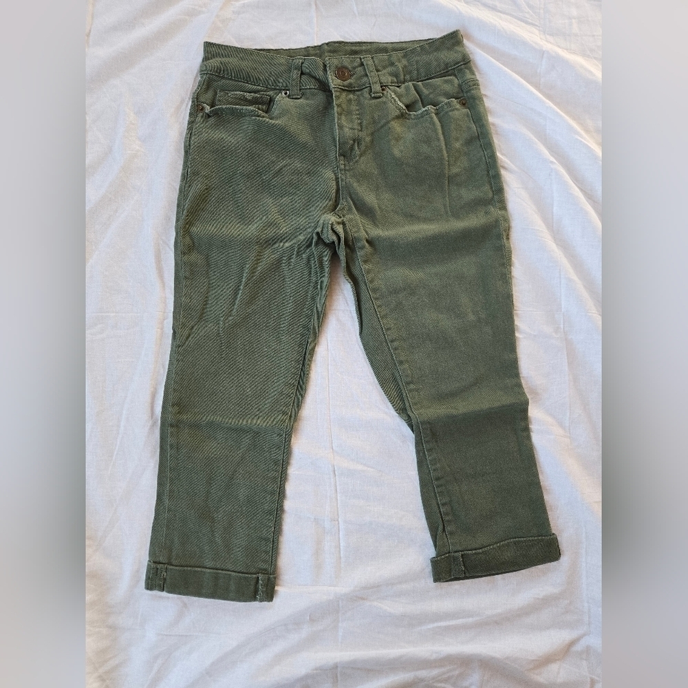 Time + Tru army green Jean Capri 4